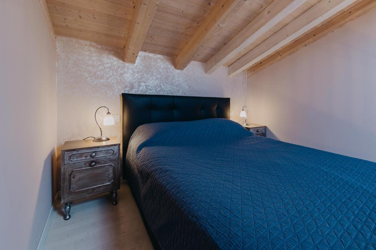 Le Due Dame Hotel Manerba del Garda Luaran gambar