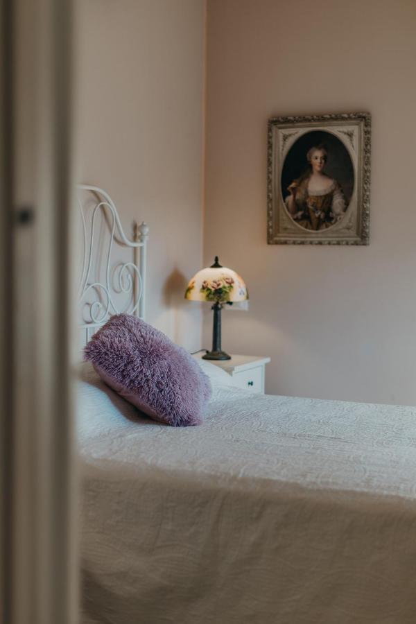 Le Due Dame Hotel Manerba del Garda Luaran gambar