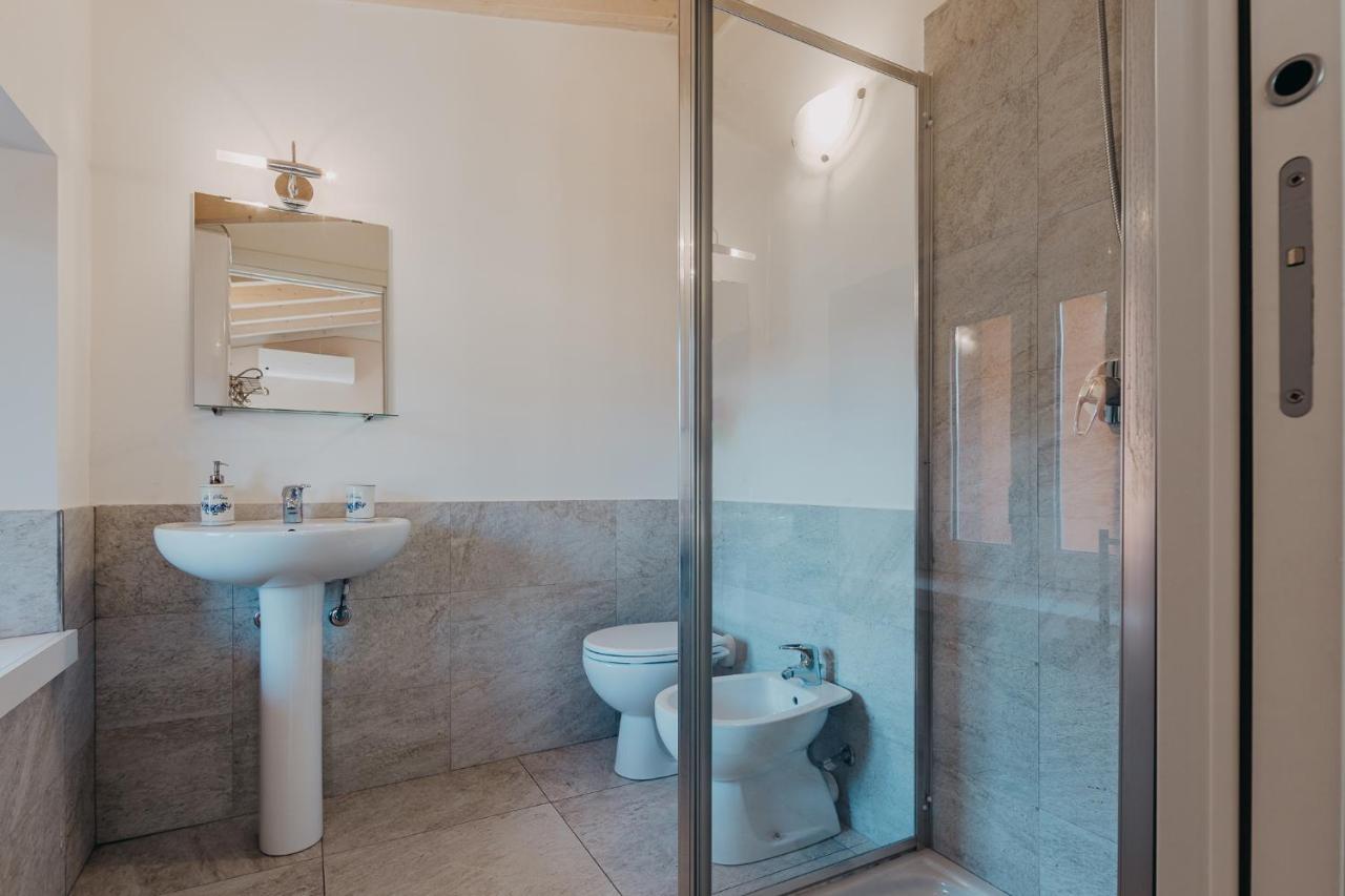 Le Due Dame Hotel Manerba del Garda Luaran gambar