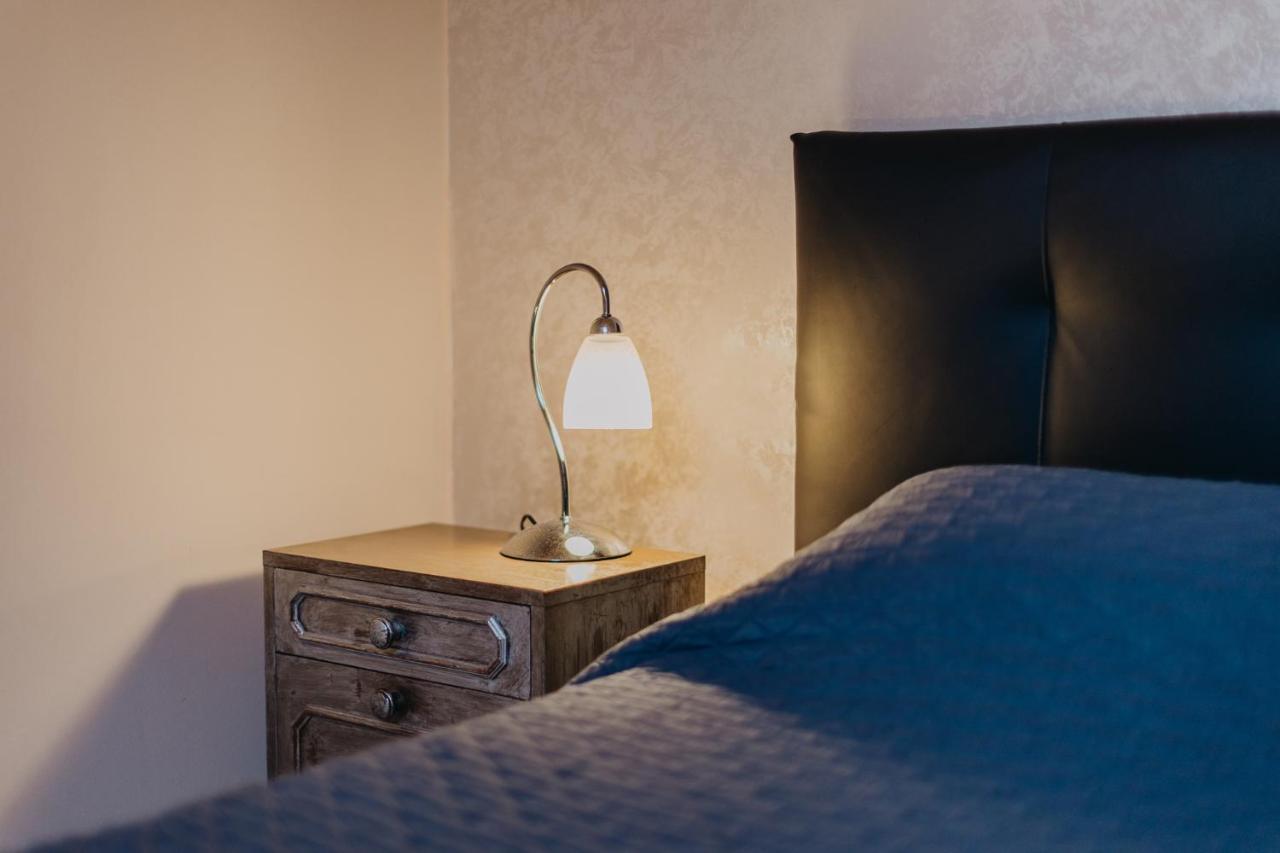 Le Due Dame Hotel Manerba del Garda Luaran gambar