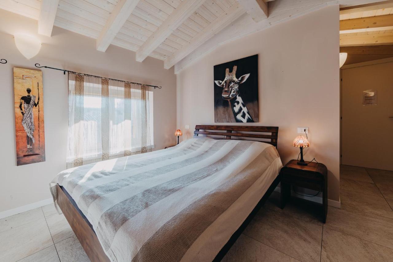 Le Due Dame Hotel Manerba del Garda Luaran gambar