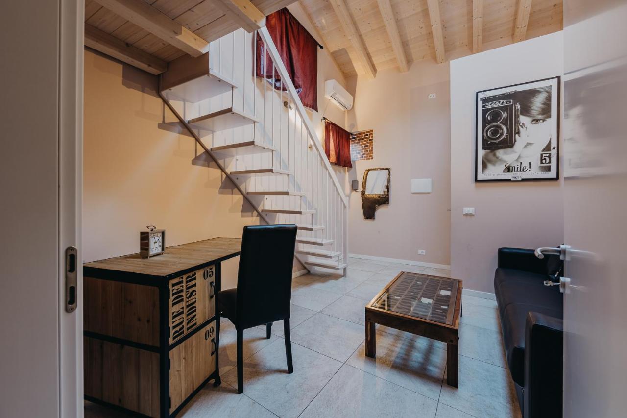 Le Due Dame Hotel Manerba del Garda Luaran gambar