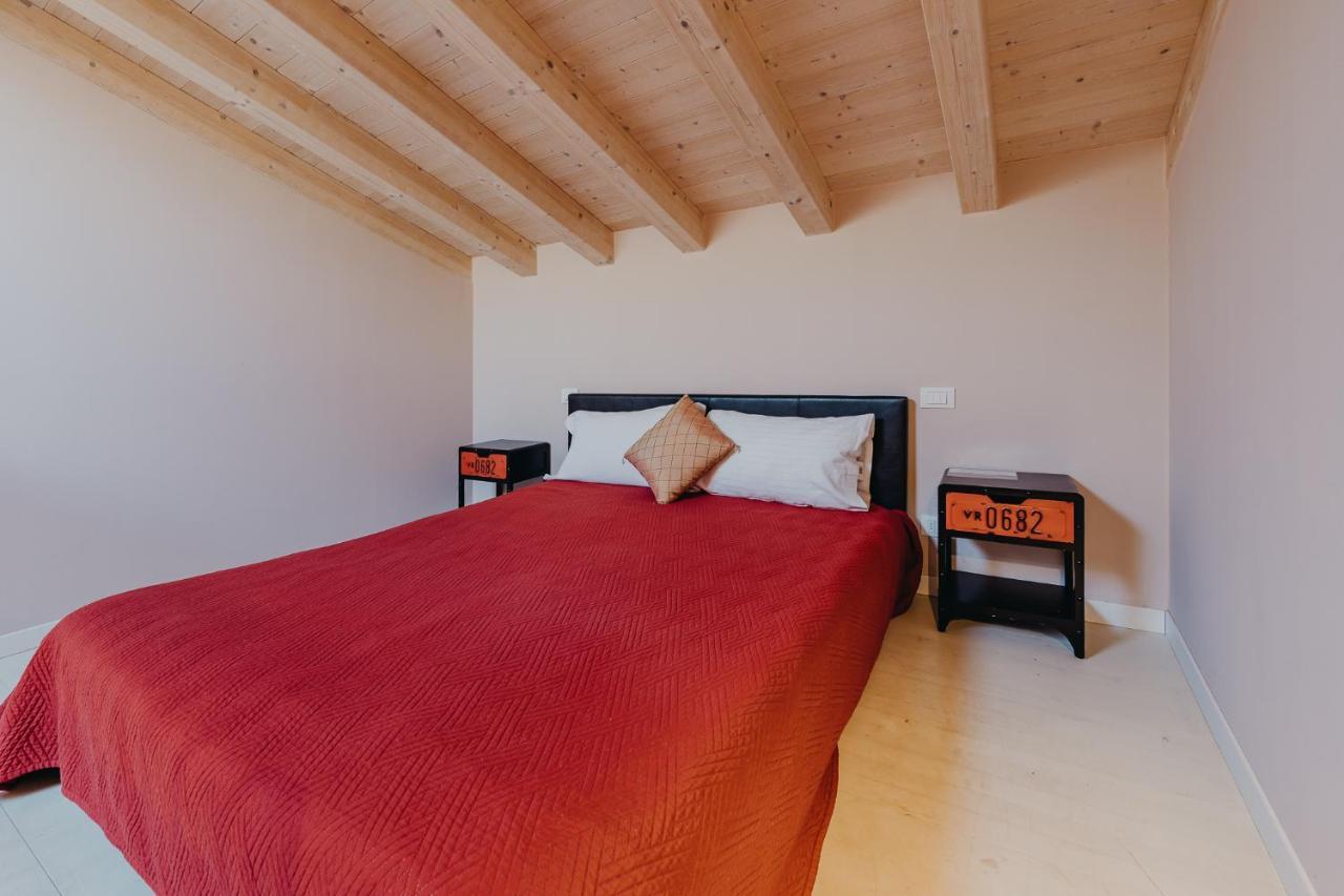 Le Due Dame Hotel Manerba del Garda Luaran gambar